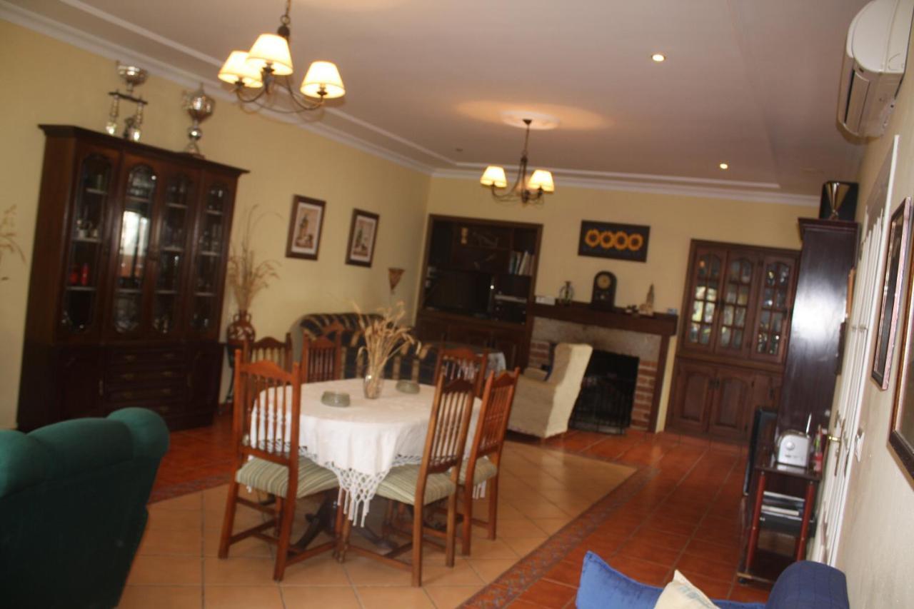 El Sitio De Su Recreo Villa Jerez De Los Caballeros Luaran gambar