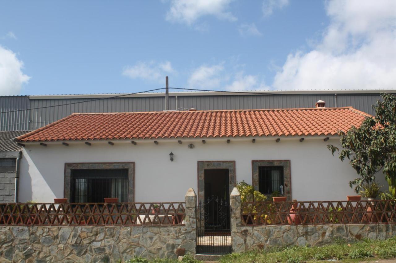 El Sitio De Su Recreo Villa Jerez De Los Caballeros Luaran gambar
