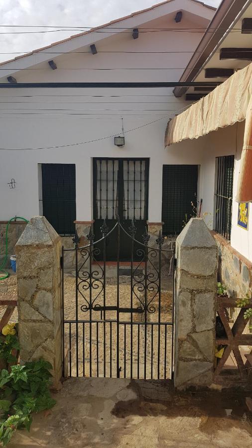 El Sitio De Su Recreo Villa Jerez De Los Caballeros Luaran gambar